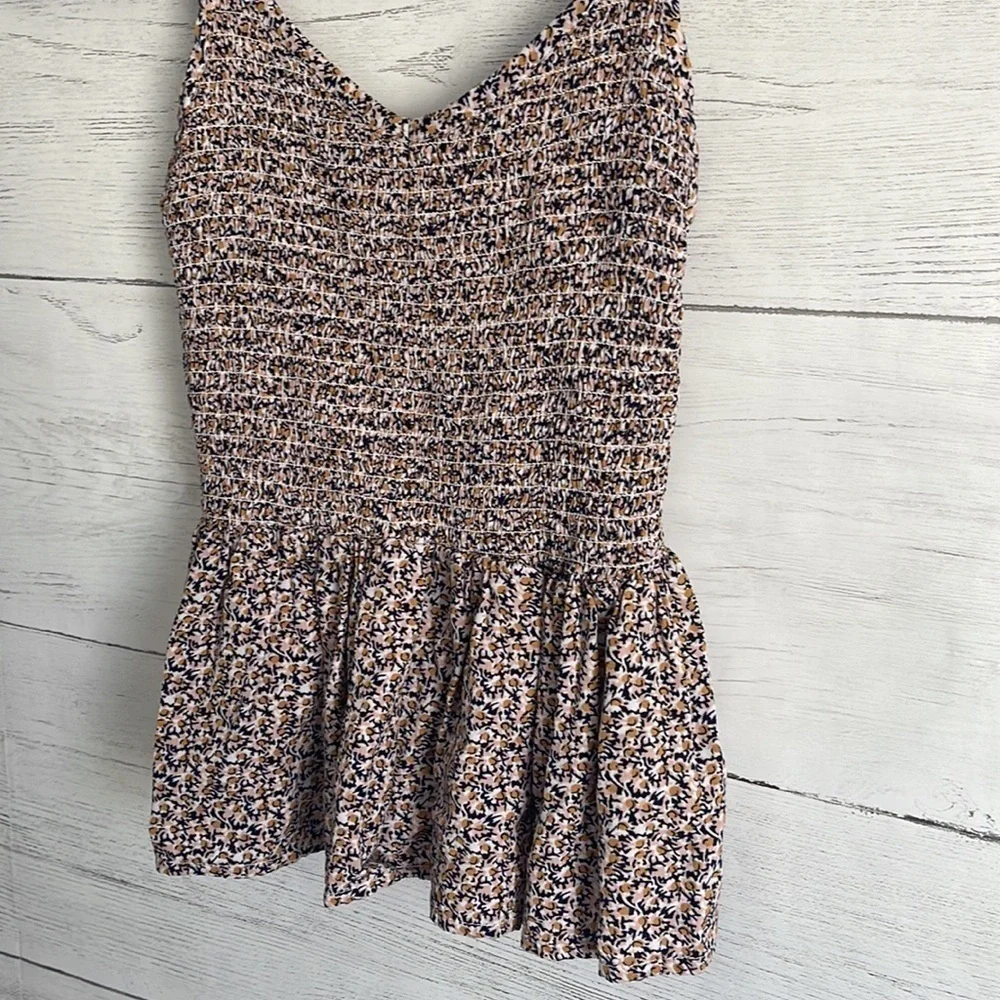 Chance Ruffle Tank | SIZE S - Picture 3 of 8